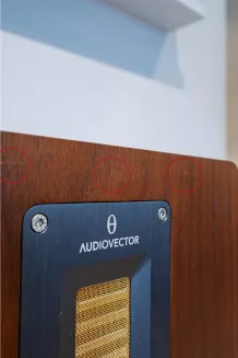 Kolumny podłogowe Audiovector QR 7 SE (orzech) – Outlet - 5