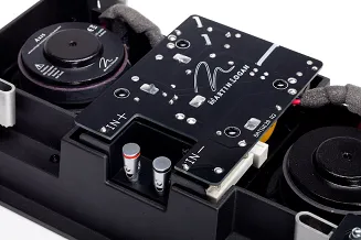 Martin Logan Axis - 6