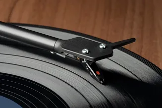 Gramofon Pro-Ject E1 Phono Biały połysk – outlet - 2