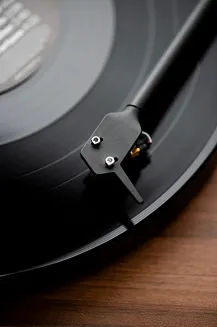 Gramofon Pro-Ject E1 Phono Biały połysk – outlet - 4