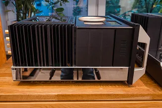 Wzmacniacz zintegrowany McIntosh MA12000 – Outlet - 11