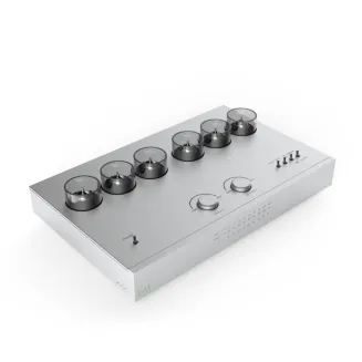 Przedwzmacniacz gramofonowy E.A.T. E-Glo 2 - 3