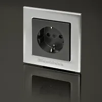 Gniazdo GigaWatt G-044 SCHUKO