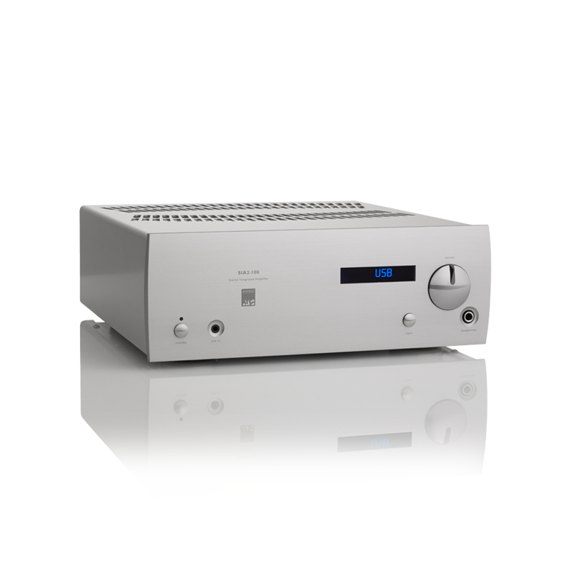 Wzmacniacz zintegrowany ATC SIA2-100 z wbudowanym DAC AKM i mocą 100 W na kanał. Obsługa USB, optycznego i coaxial, wzmacniacz słuchawkowy klasy A. Produkowany w Wielkiej Brytanii.