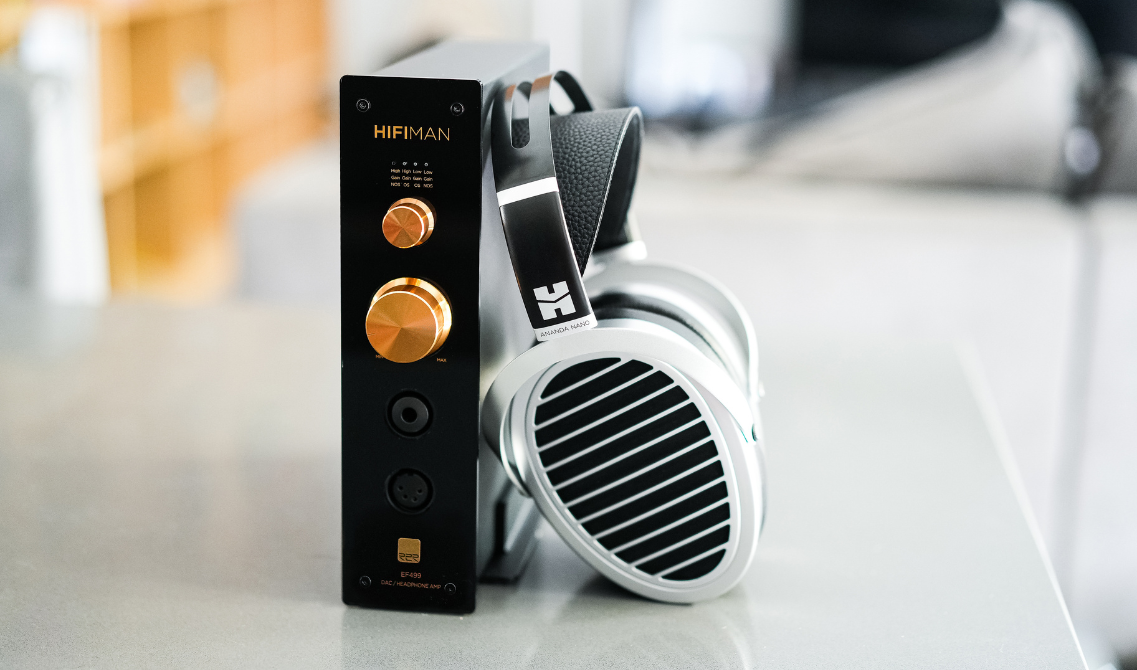 Poznaj HiFiMAN EF499 – zaawansowany wzmacniacz słuchawkowy z R2R DAC i funkcją streamingu. Naturalne brzmienie, szeroka kompatybilność i elegancki design. Idealny dla audiofilów.