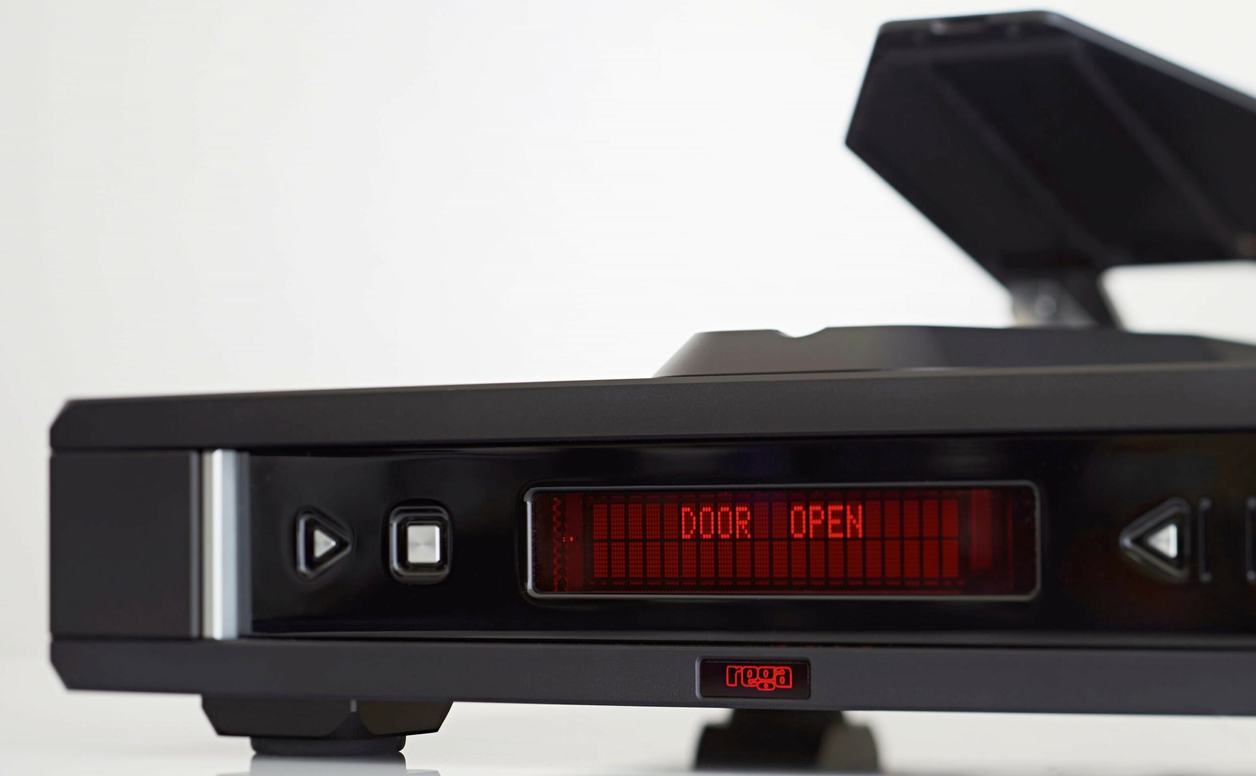 Lampowy odtwarzacz CD Rega Isis Valve – hi-end bez kompromisów Isis Valve to high-endowy odtwarzacz CD z lampowym torem analogowym i przetwornikiem Wolfson WM8741. Niezrównana dynamika, przestrzeń i szczegółowość dźwięku.