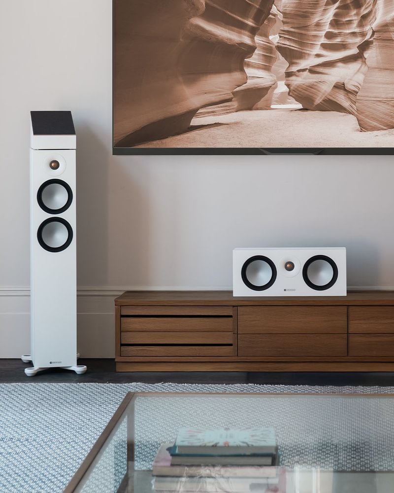 Monitor Audio Bronze Centre 7G – Głośnik centralny Monitor Audio Bronze Centre 7G to kompaktowy głośnik centralny z podwójnym przetwornikiem 6