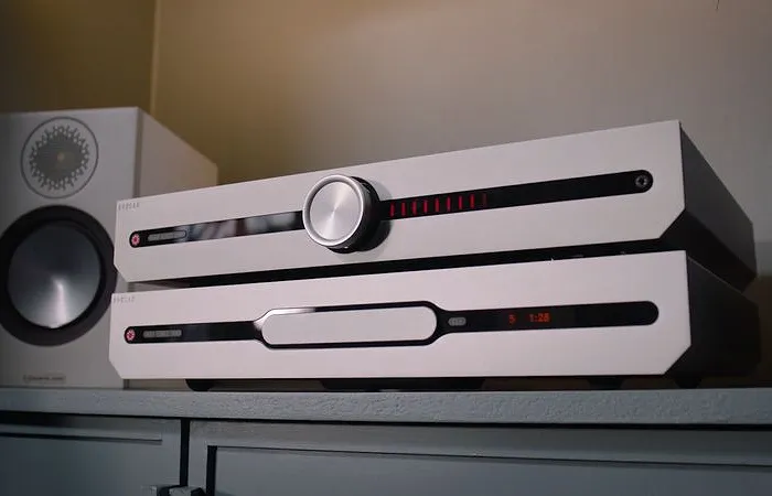 Nowa seria - Roksan Atessa 