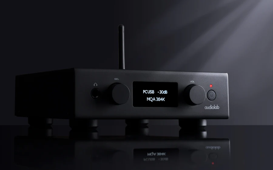 Audiolab D7 to zaawansowany DAC z ES9038Q2M, Bluetooth aptX HD, MQA i wzmacniaczem słuchawkowym klasy A. Idealny do hi-fi i słuchawek.