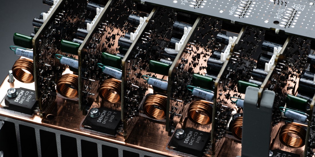 Wzmacniacz kina domowego Denon AVC-A10H