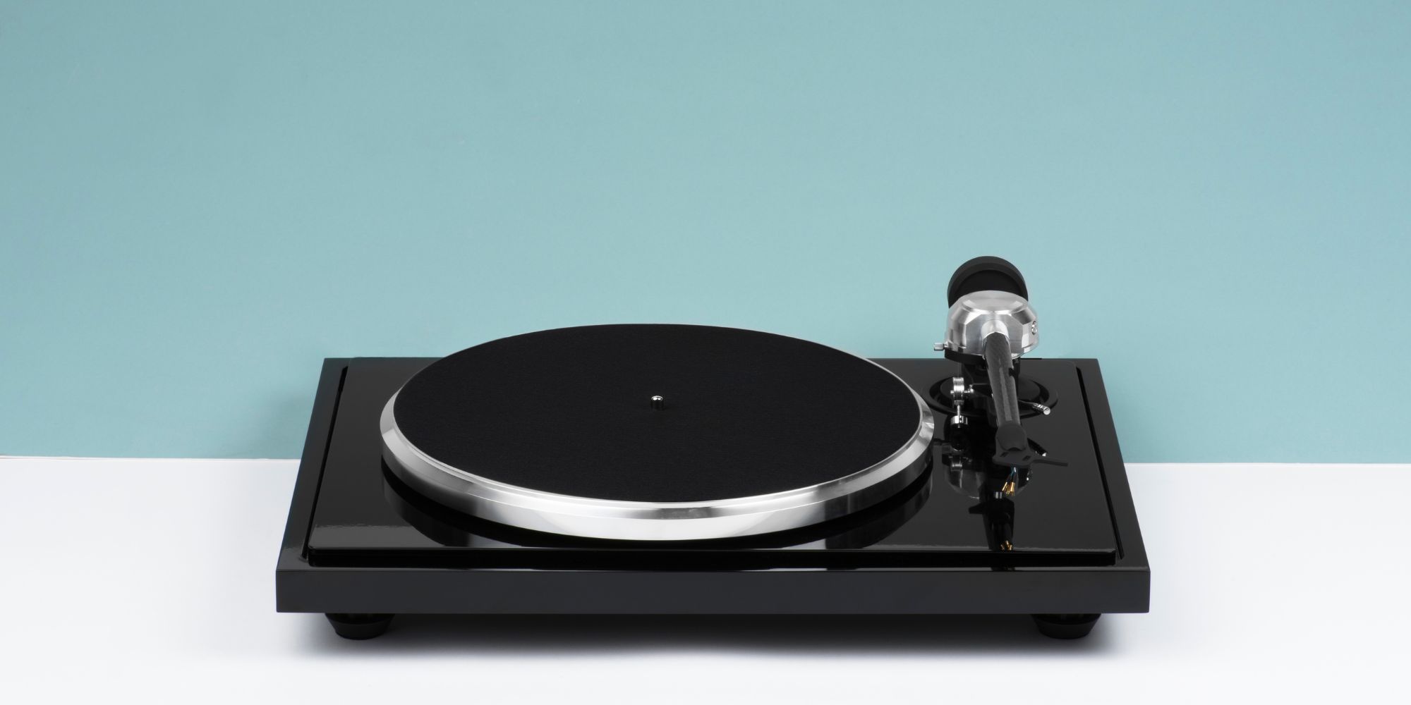 Gramofon E.A.T. B-Sharp