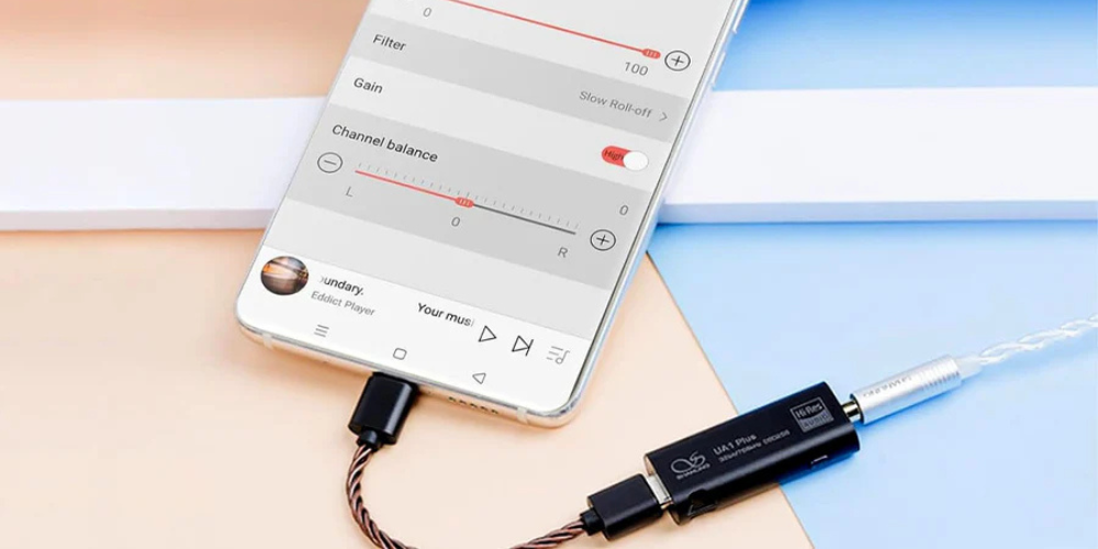 Przenośny wzmacniacz słuchawkowy z przetwornikiem DAC (DAC/AMP) Shanling UA1 Plus