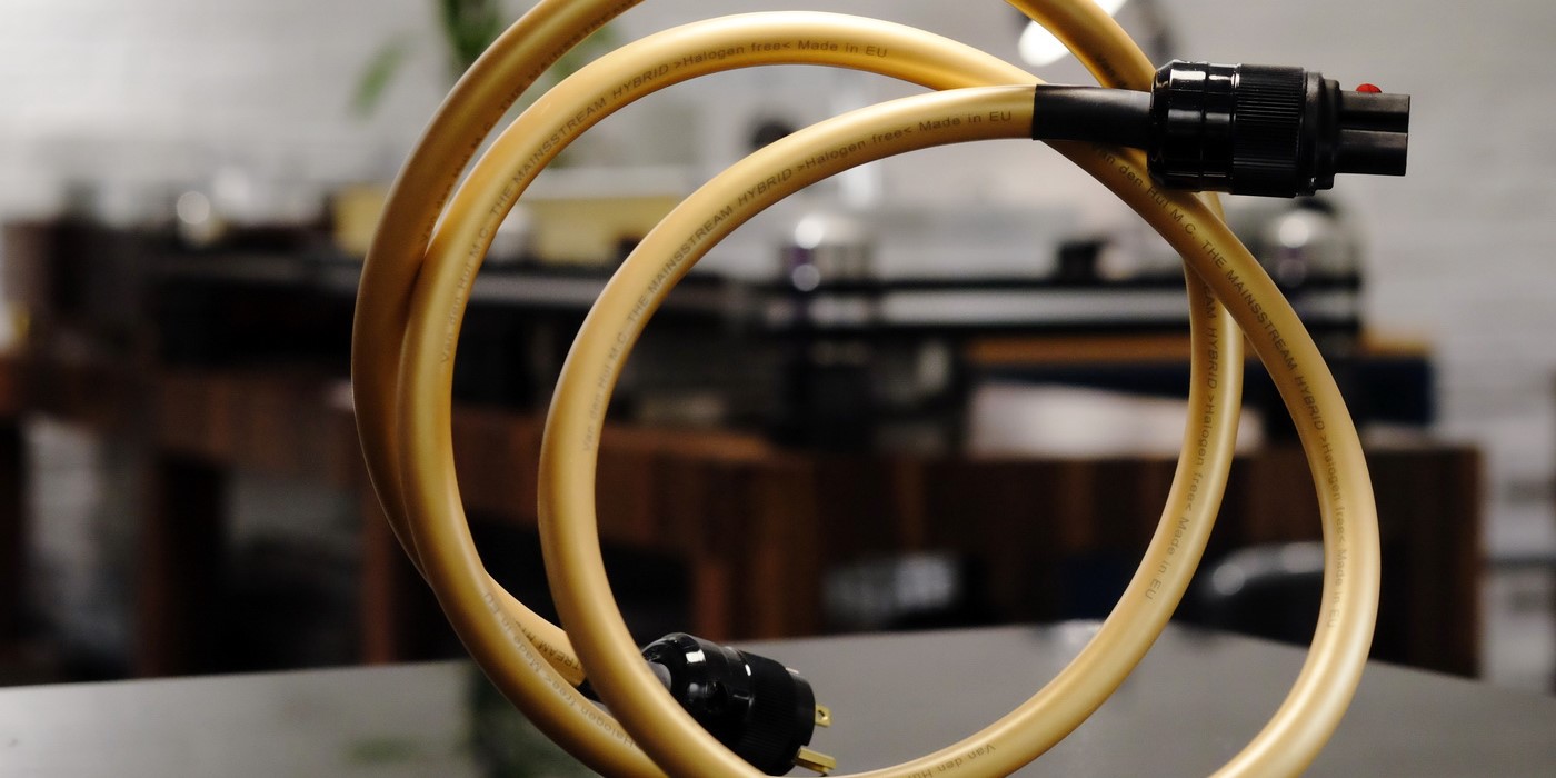 Kabel zasilający Van den Hul M.C. The Mainsstream Hybrid